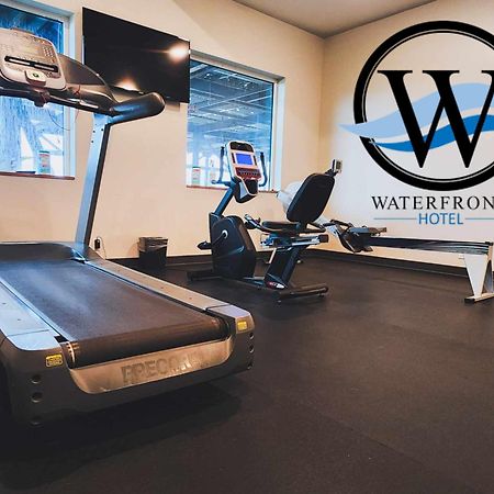 Waterfront Hotel プレーリー・ドゥ・シーン エクステリア 写真
